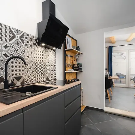 Apartman Urban Black Porec